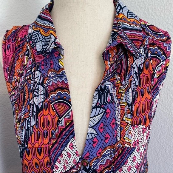Anthropolotie Maeve Whimsical Pintuck Sleeveless Colorful Button Top Size L - Picture 3 of 8